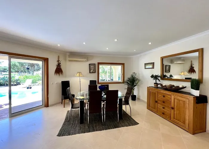 Vila Amazing Golf With Pool By Homing *