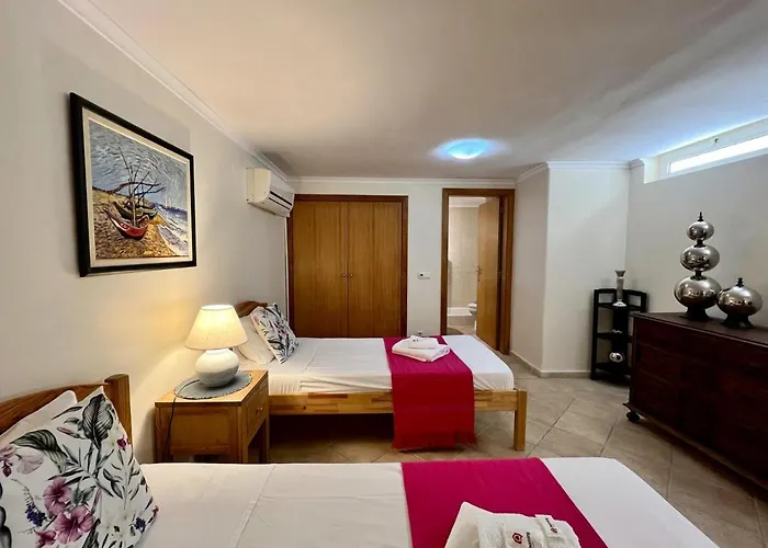 Amazing Golf With Pool By Homing Vila