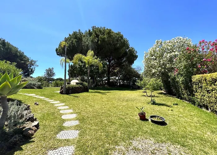 Vila Amazing Golf With Pool By Homing *