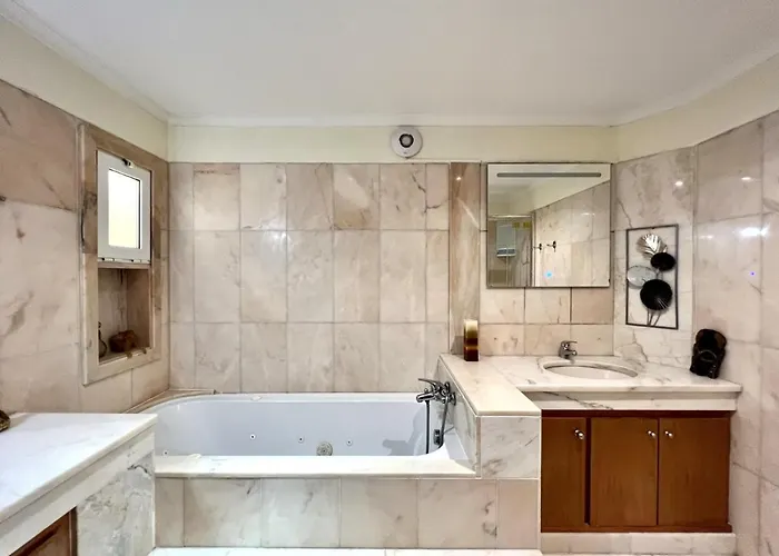 Amazing Golf With Pool By Homing *